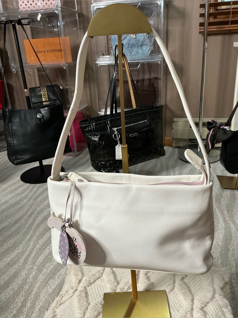 Radley London Ivory Soft Leather Shoulder Bag/Scottie Dog Charm/Small Hobo Purse - Picture 2 of 14